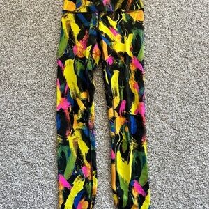 Lululemon Wunder Train High-Rise Tight 25"
Undertone Black Multi